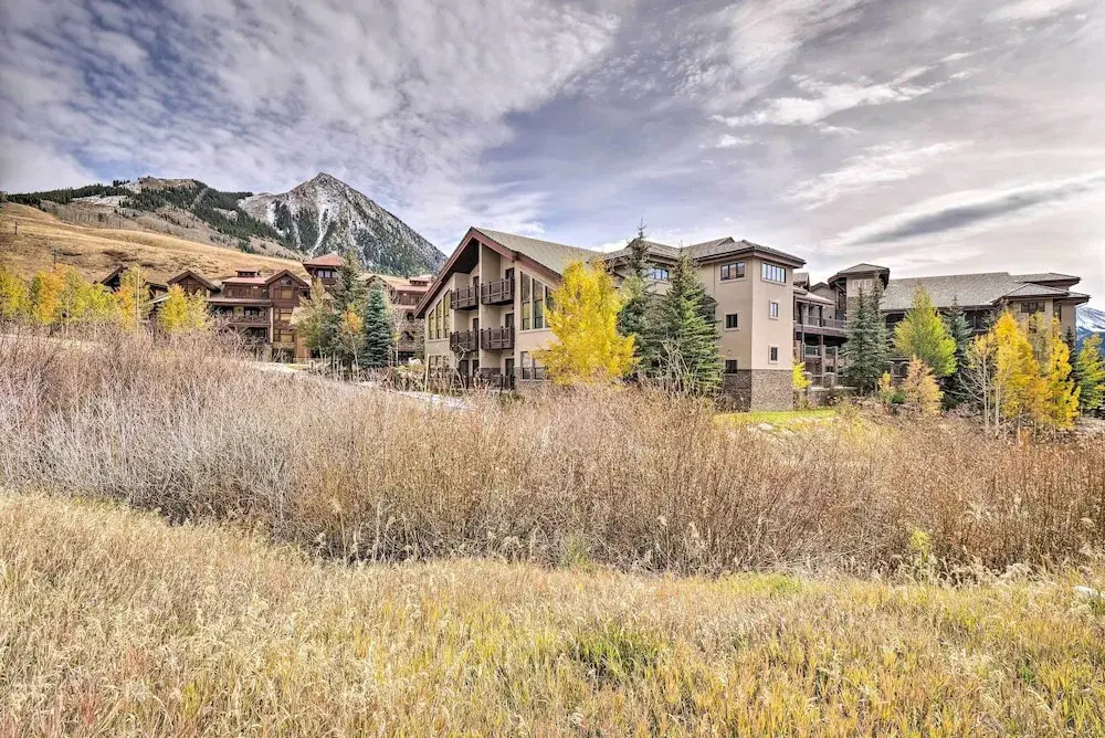 Cozy Crested Butte Condo 50 Yards From Ski Lift!