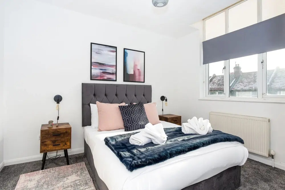 The Central Flat 4