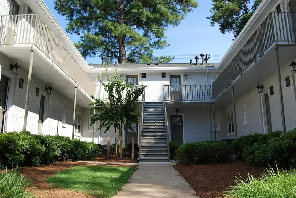 B2ba Quiet Condo Perfect for Business Professionals