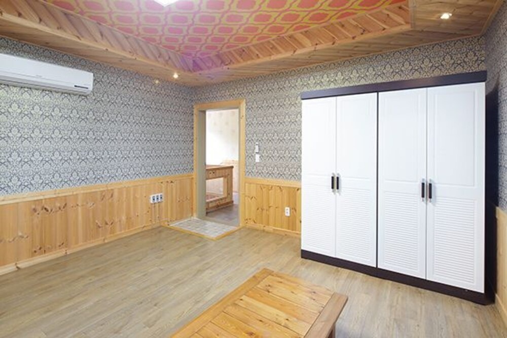 Gyeongju Pine Valley Pension