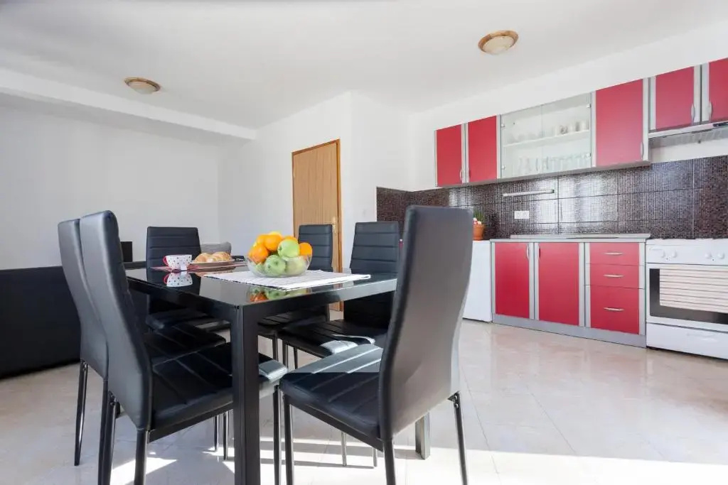 Apartment Bora