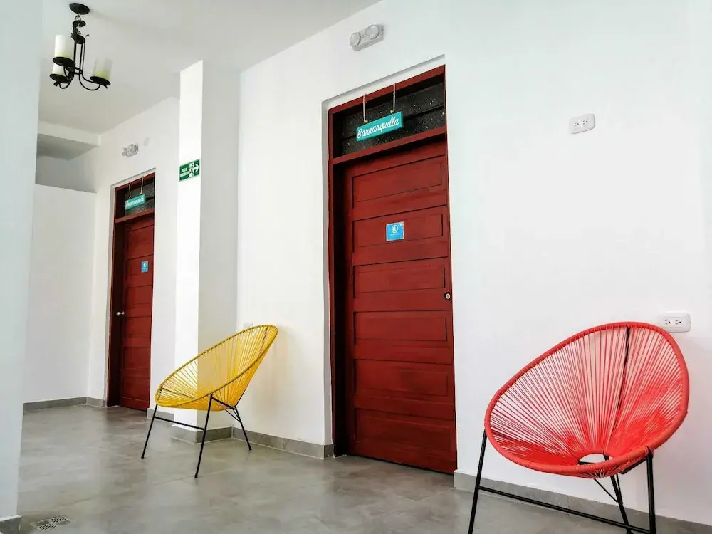 Bona Vida Hostel