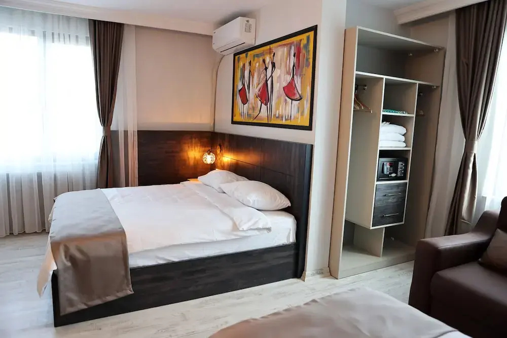 SAR-PER Hotel