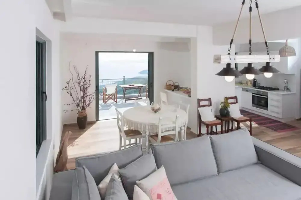 Mani's balcony with seaview