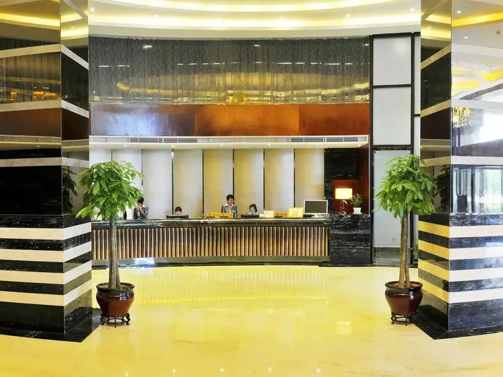 Huawen Forest Hotel