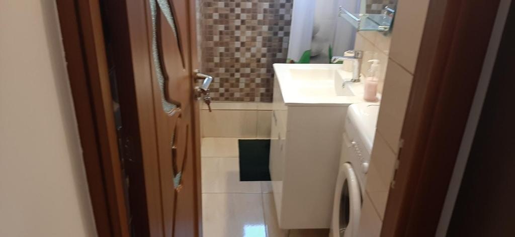 Apartament Gabi Strada Rozelor Etaj 2