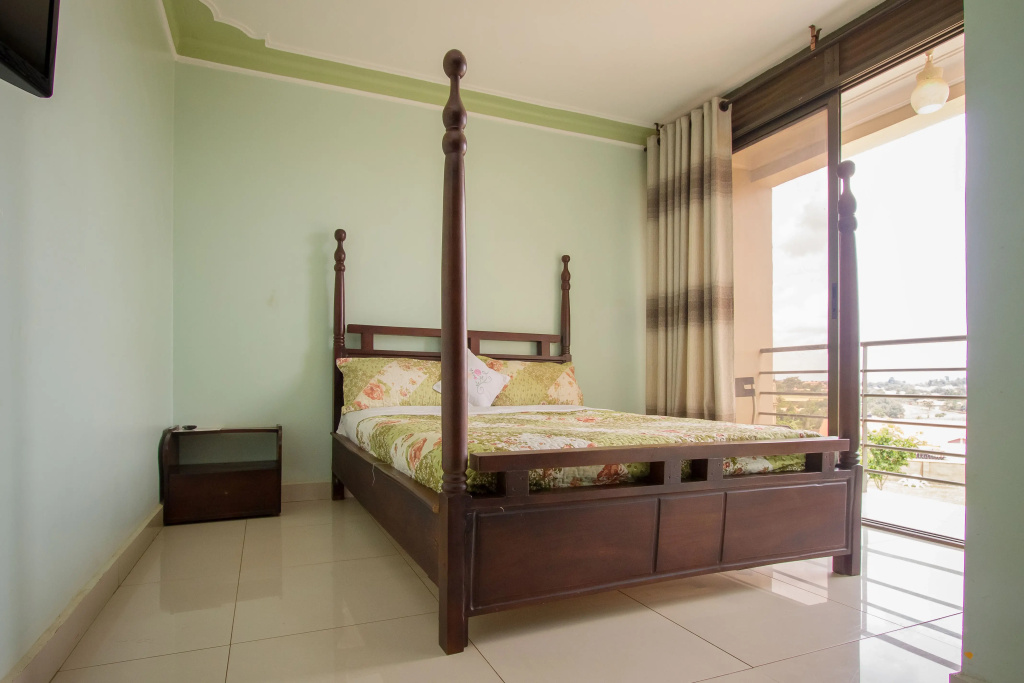 Tesh Hotel