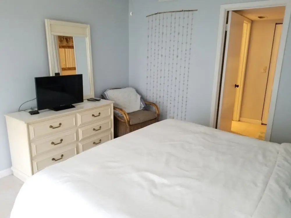 Sea Place 13137 2 Bedroom Condo by RedAwning