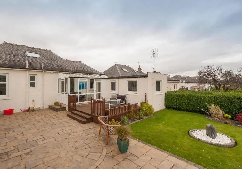 The Traquair Park Residence