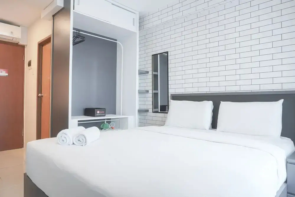Cozy Studio At Tifolia Apartment