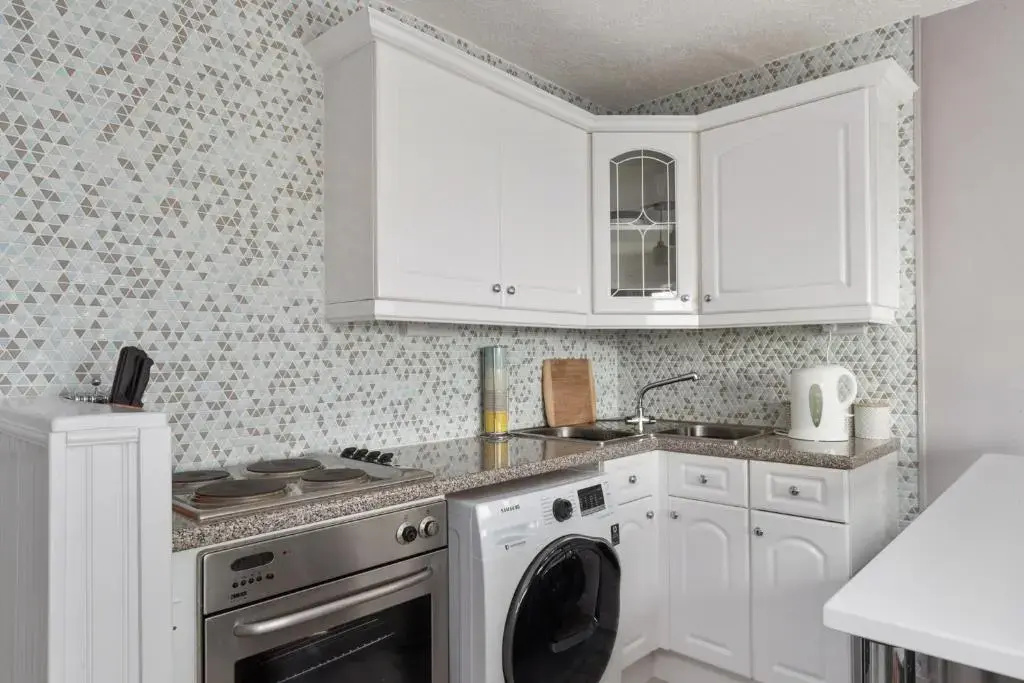 Freshwater Bay - Sea View Apartment