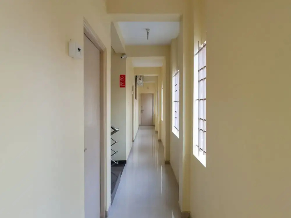 OYO 16346 Ss Residency