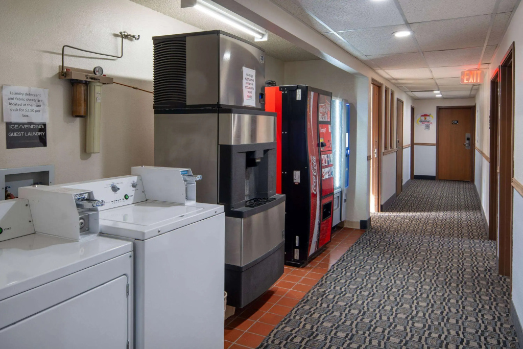 Super 8 by Wyndham Livingston Yellowstone