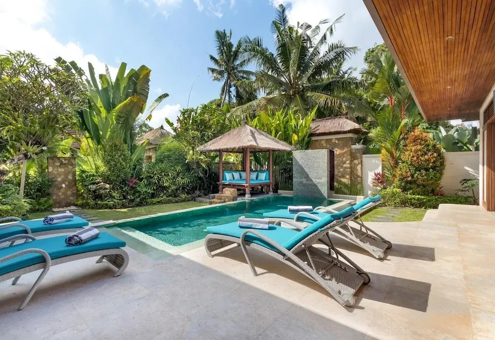 Villa Liang by Villa Finder