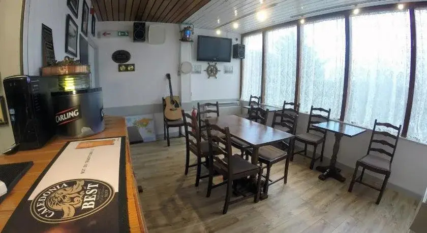 Orca Country Inn