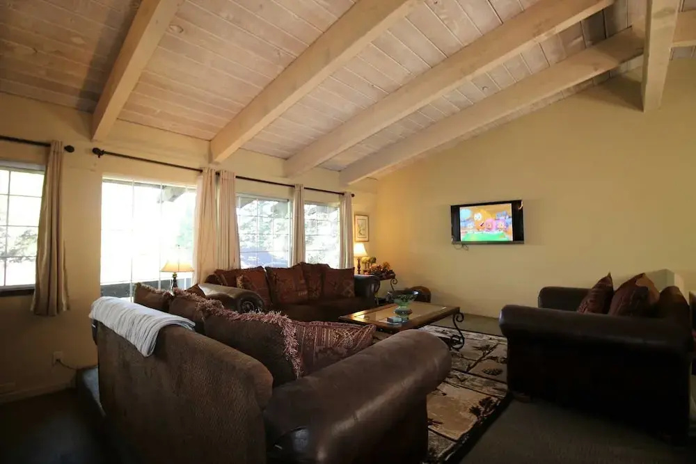 Mammoth S #205 3 Bedroom Condo