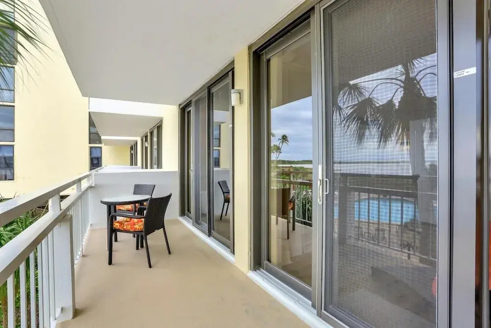 Tradewinds 205