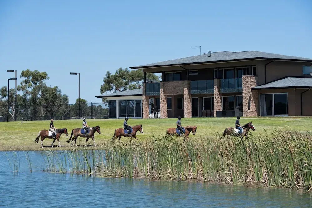 Jolong Park Clubhouse