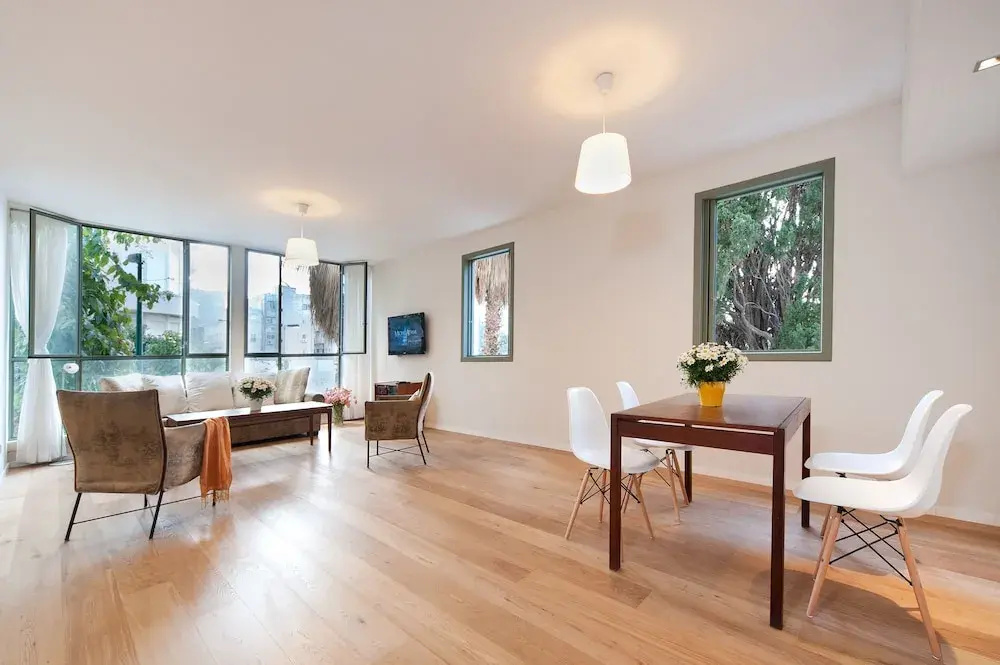 Sea N' Rent Spacious Family TLV Apartments