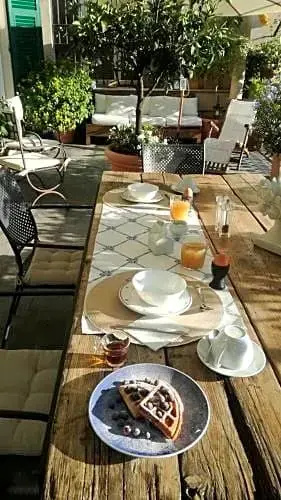 Valery Guest House