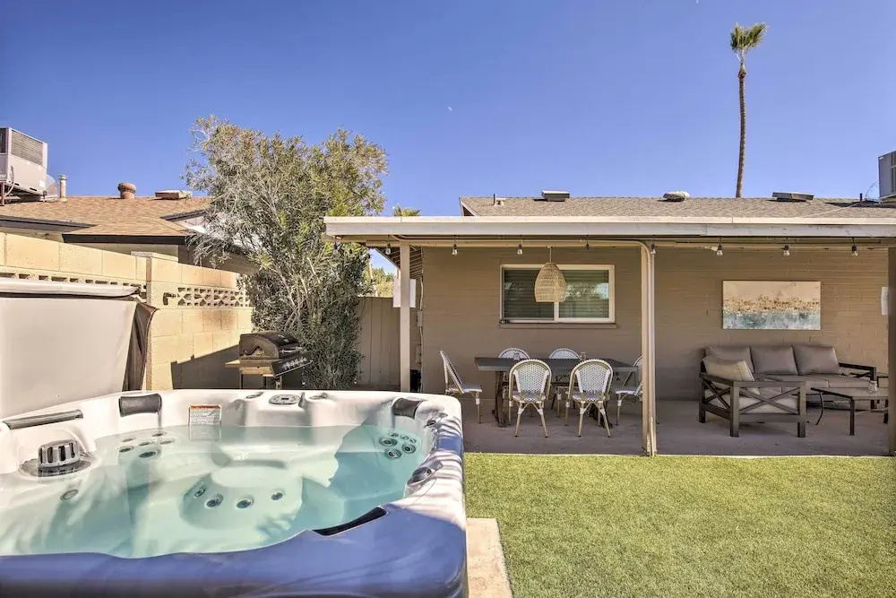 3 Mi to Asu: Tempe Getaway w/ Heated Pool