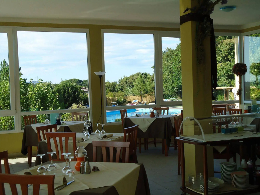Pausania Inn