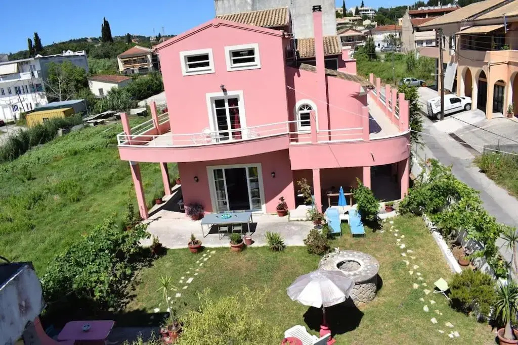 Private Villa AKOBARA, 2km from city center