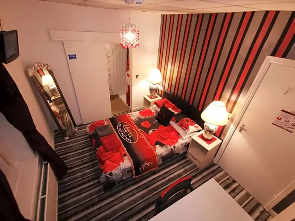 BUKHARI Hotel