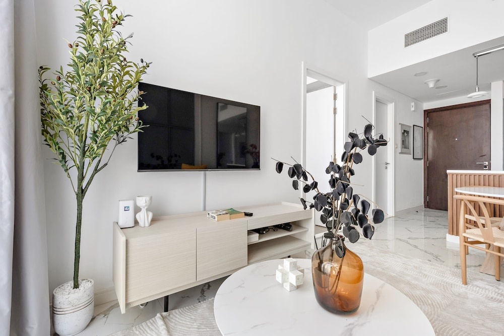 Silkhaus Modern 1BR in Oasis Masdar City Park