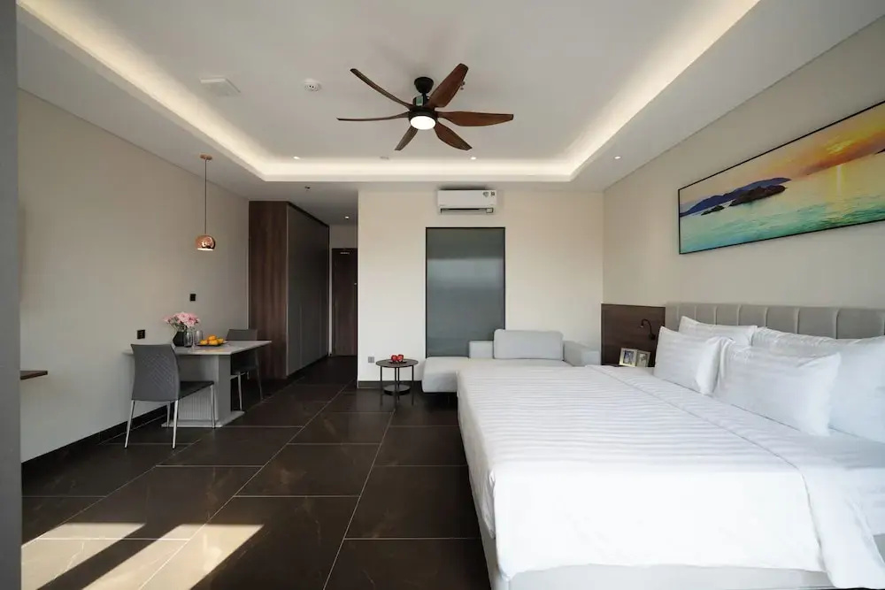 Eli Living Apartment