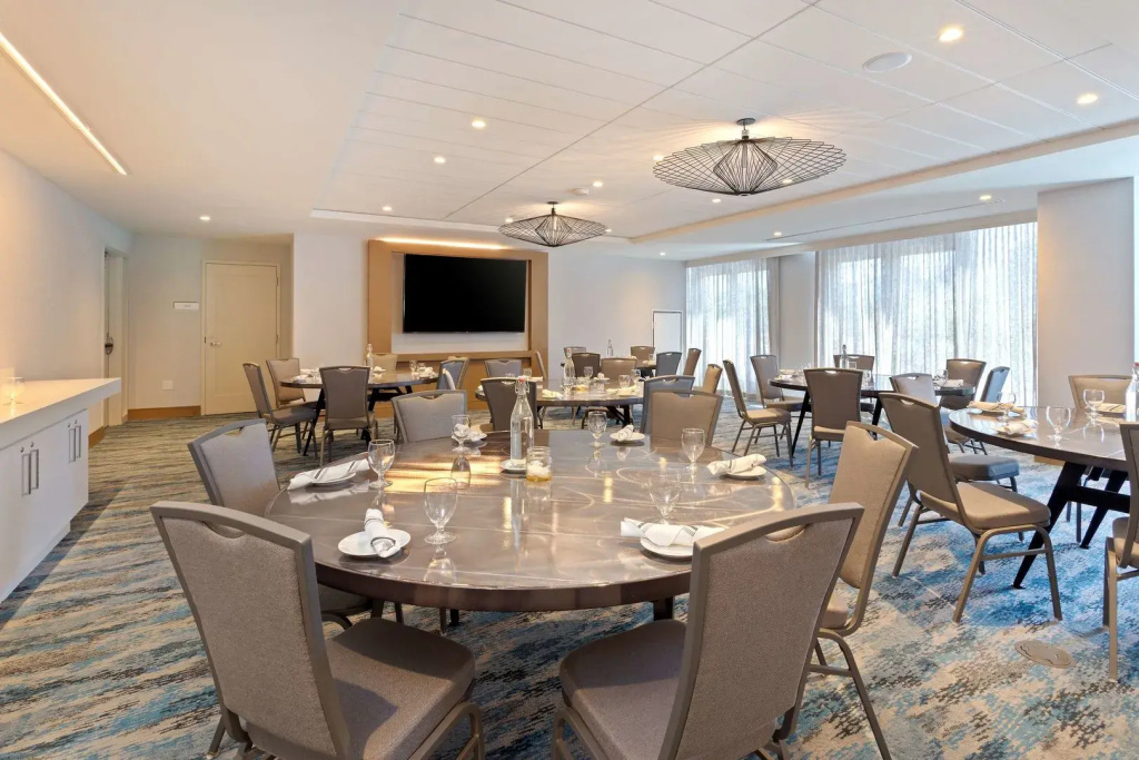 Hilton Garden Inn Boston Brookline, Ma