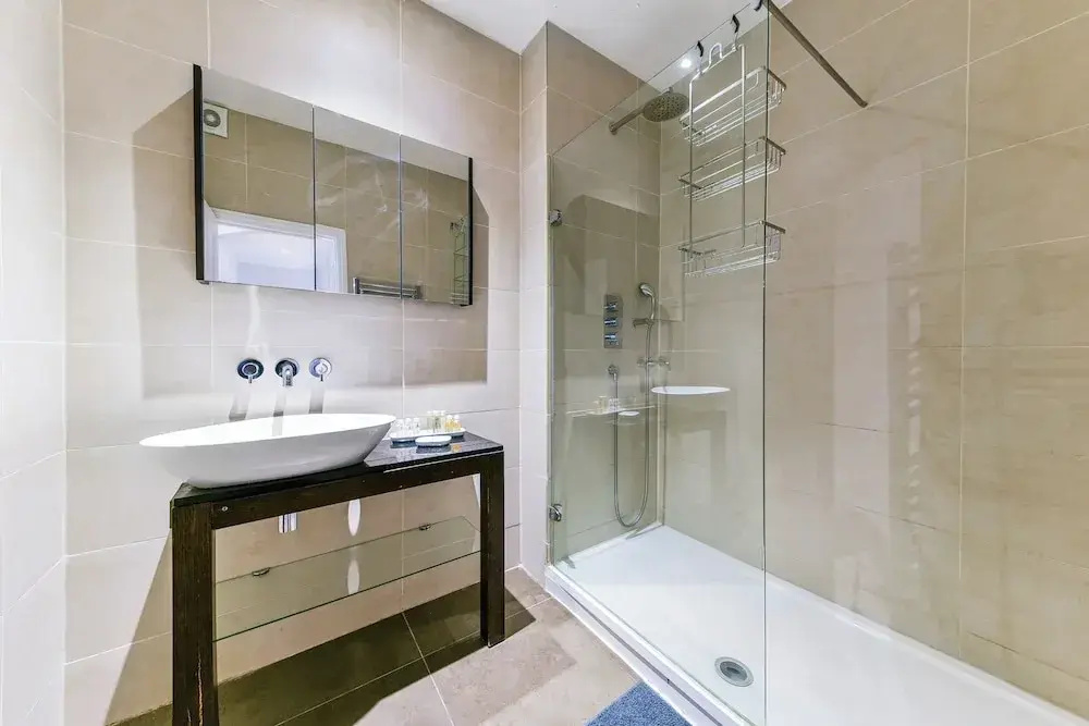 South-Kensington Apartment