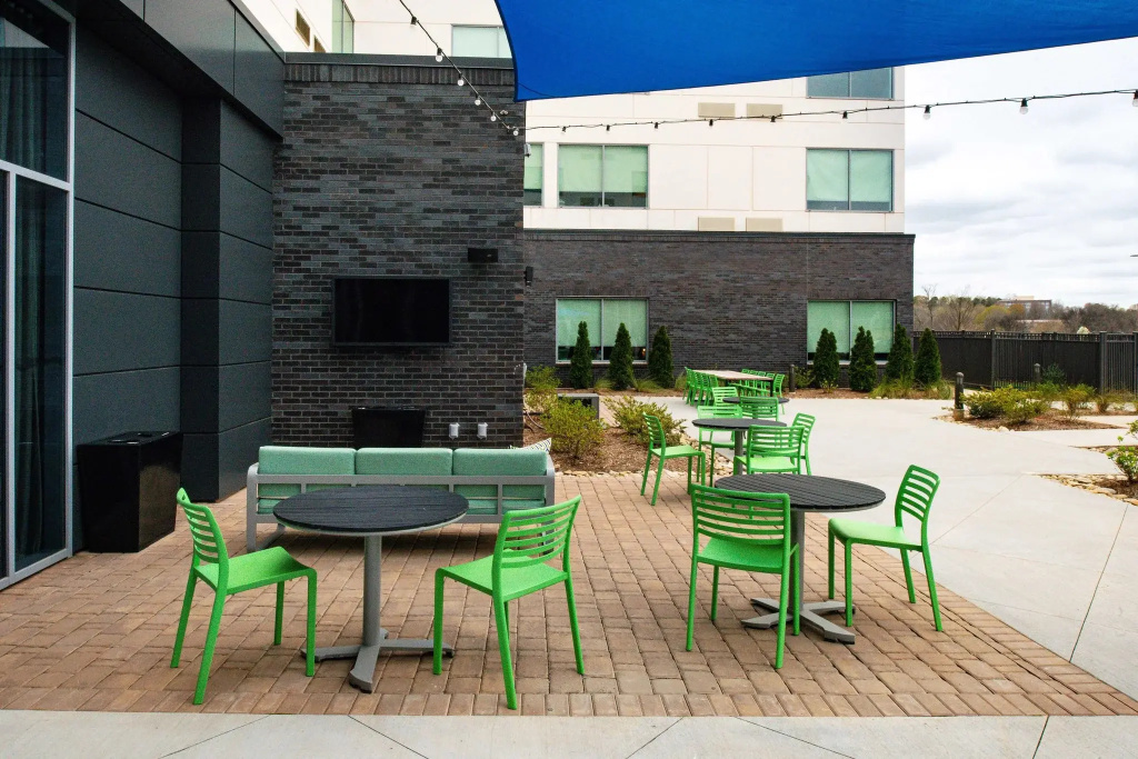 Aloft Charlotte Airport