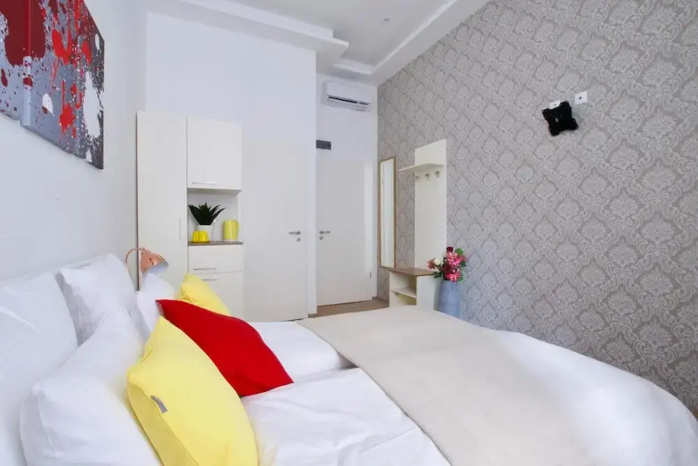 St King 11 Rooms by Staymood Holidays