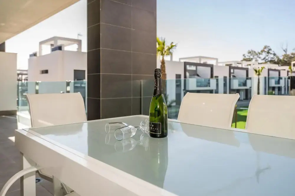 Apartment with 3 Bedrooms in Guardamar Del Segura, with Shared Pool, Furnished Terrace And Wifi - 4 Km From the Beach