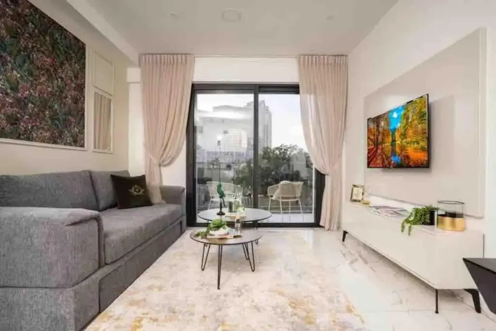 Wonderful Central Jerusalem 1 BDR/4 beds apt