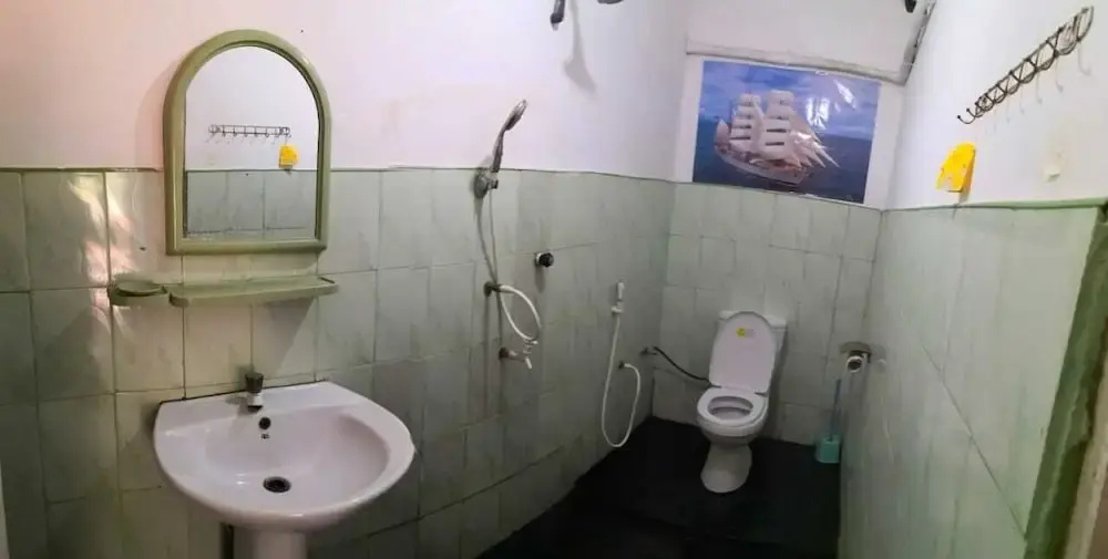 Star Hotel Arugambay