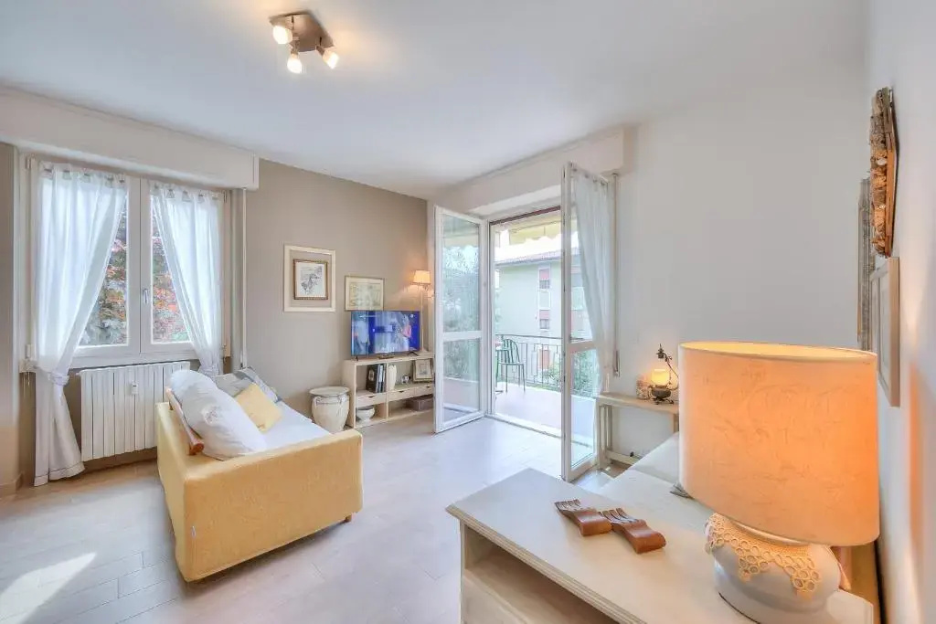 Elena Apart-balcony & Parking Private