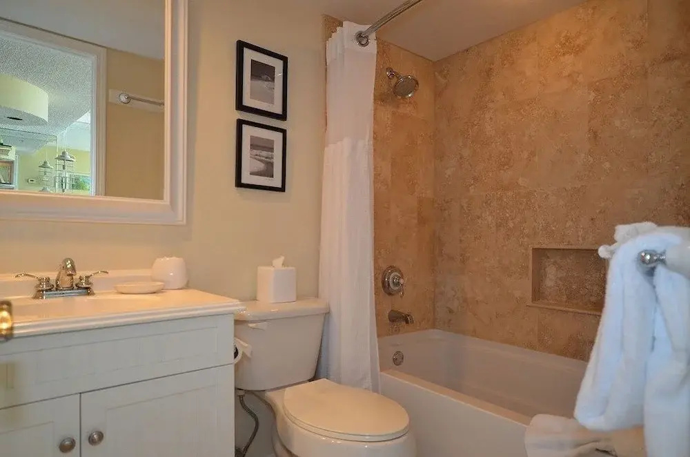 One Seagrove Place Unit 1102 2 Bedroom Condo by Redawning