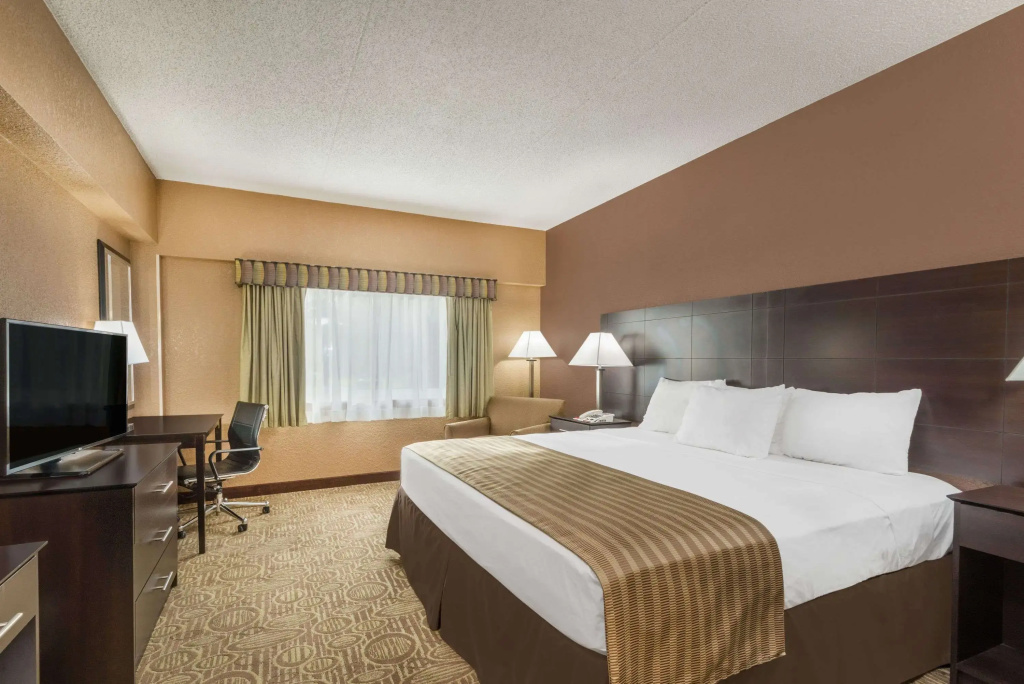 Ramada by Wyndham Paintsville Hotel & Conference Center
