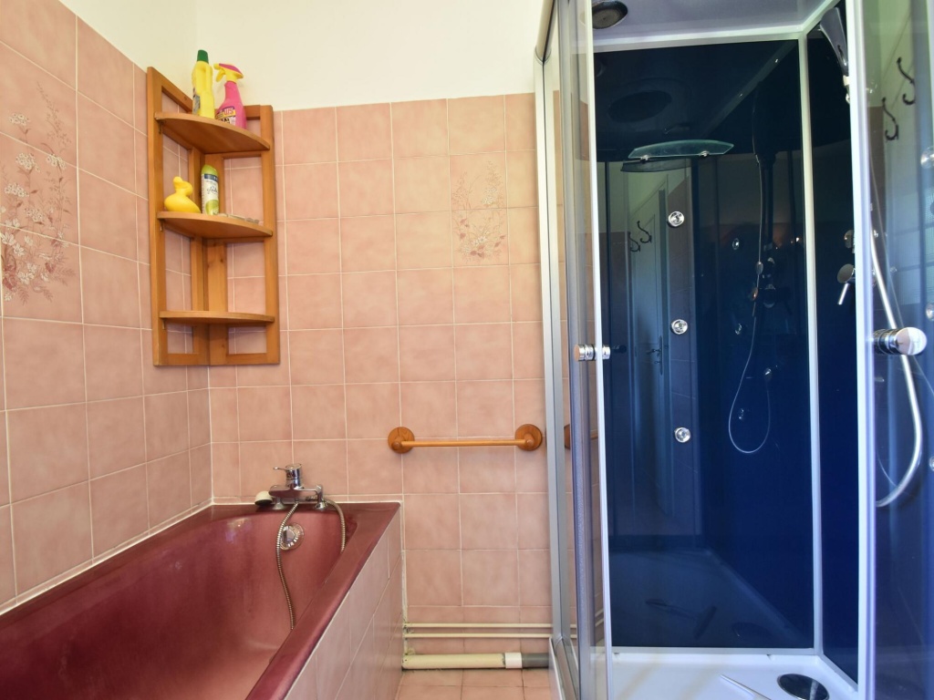 Bungalow in France near Castle & Hiking Trails