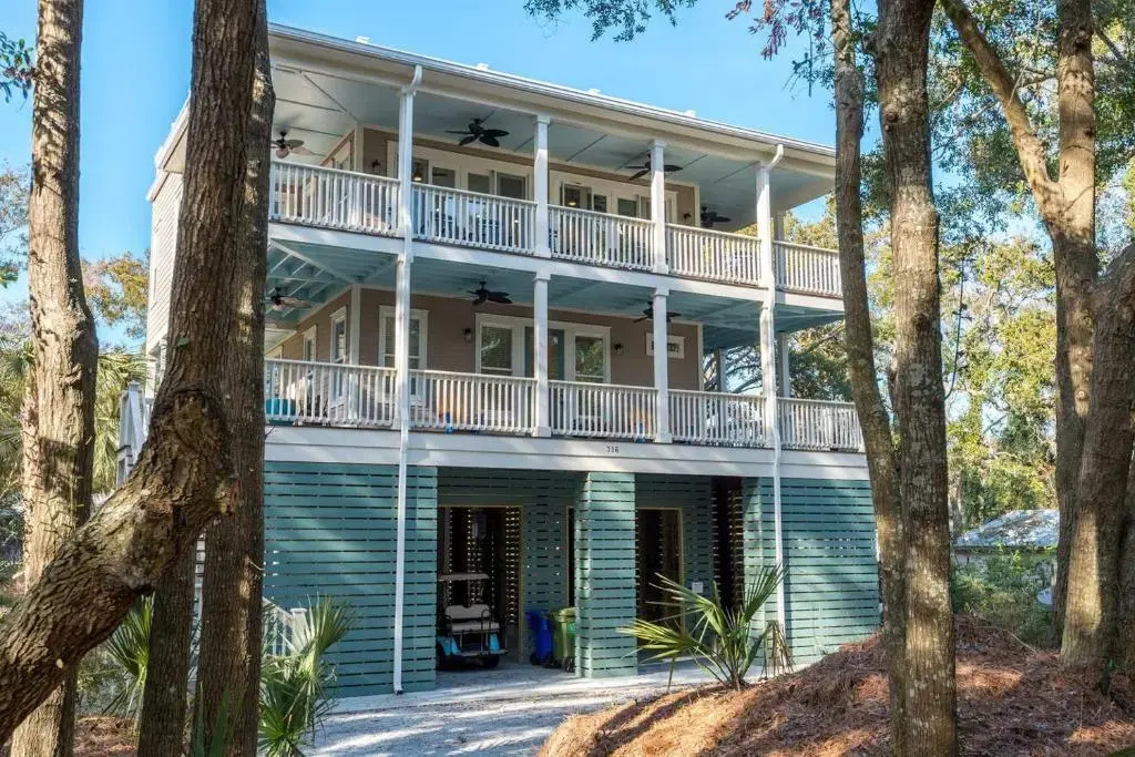 316 E Hudson - The High Tides - Hot Tub - 4 Bedrooms
