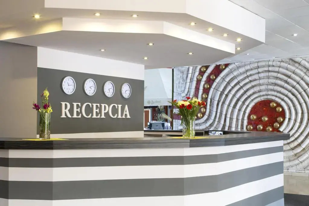 Hotel Junior