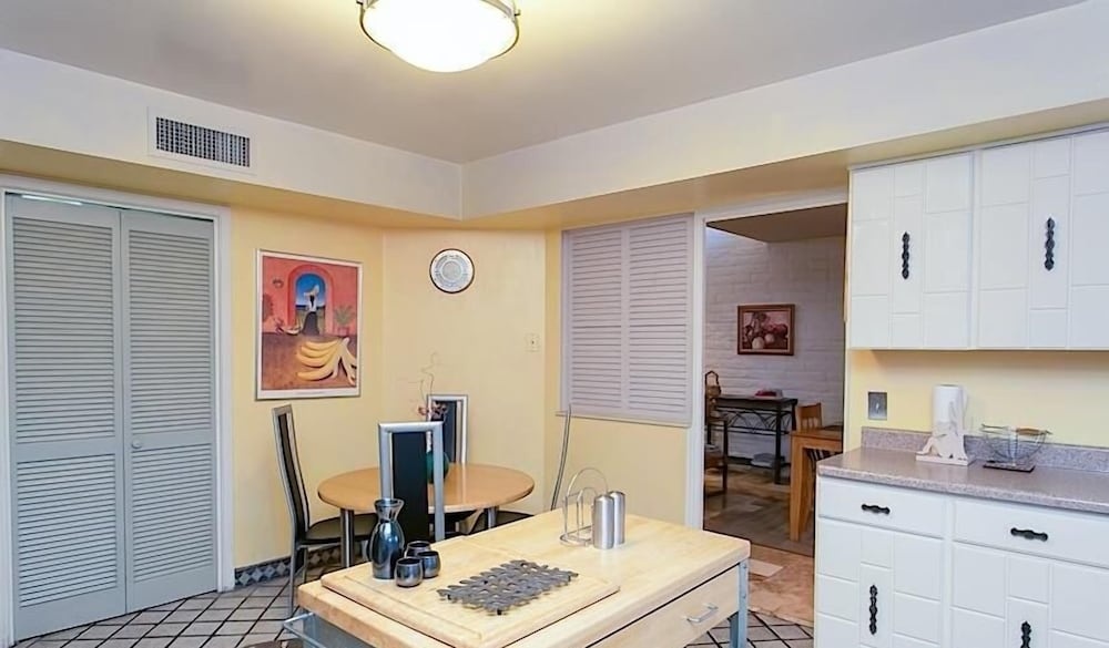 La Vida Local By Signature Vacation Rentals