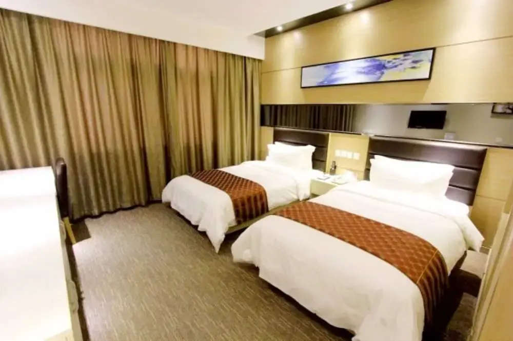 Days Inn Frontier Qingdao Airport