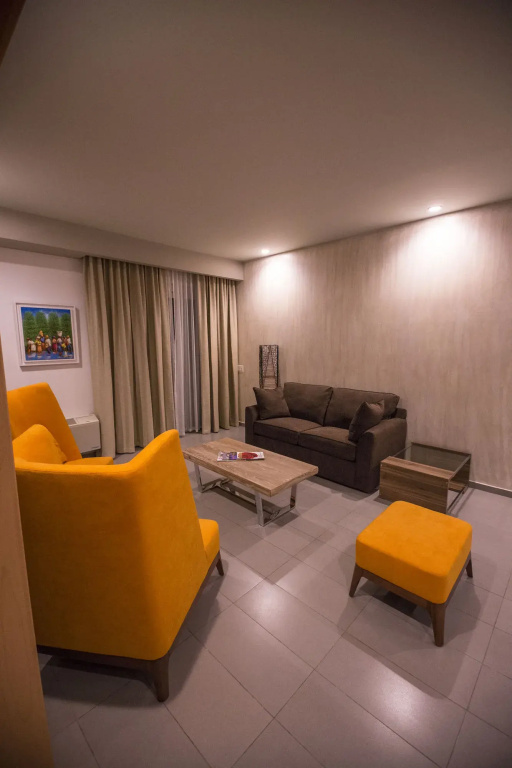 Kinam Hotel