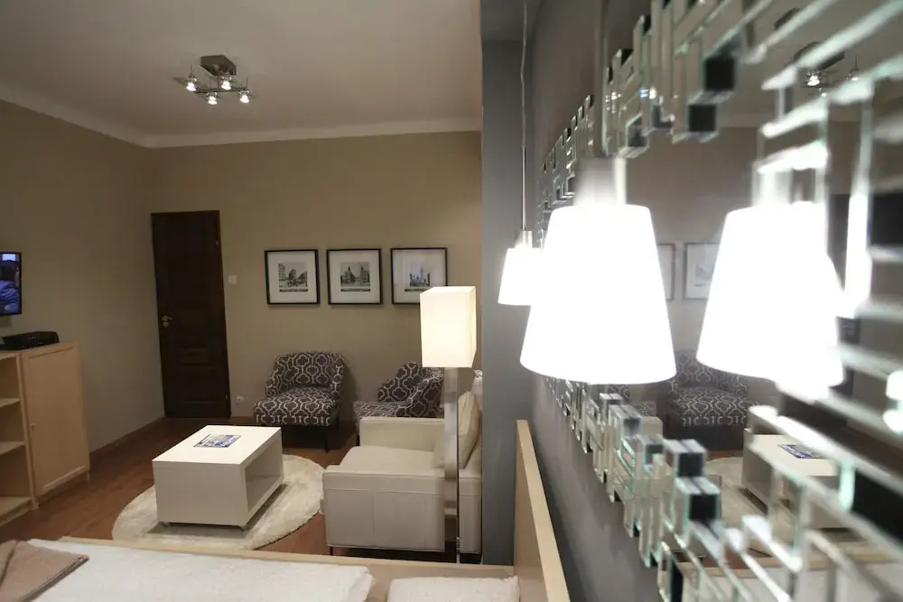 Dfive Apartments - Regiposta