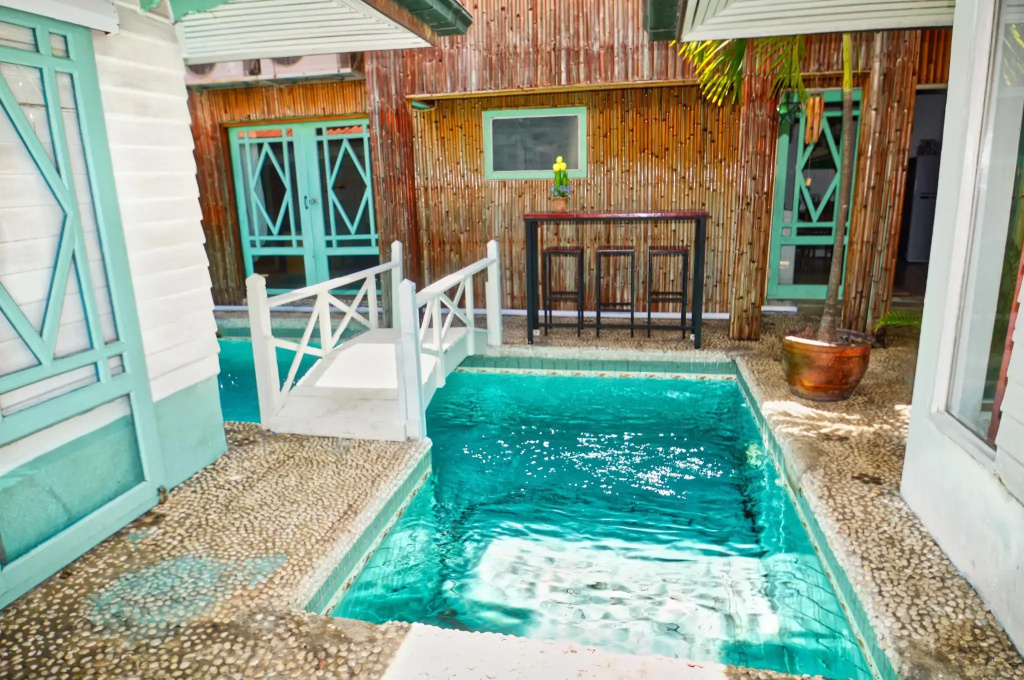 ROMANTIC Pool Villa - 6 Bedroom - Private Pool & Absolute Privacy - Perfect for Groups
