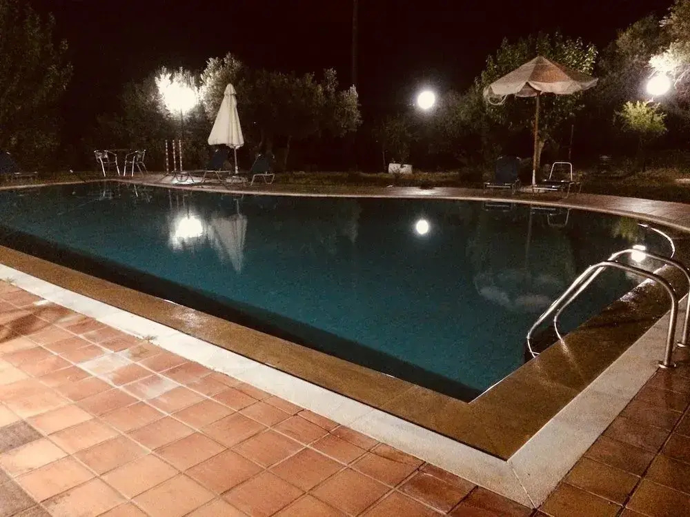 iriJoanna Holiday Plaza