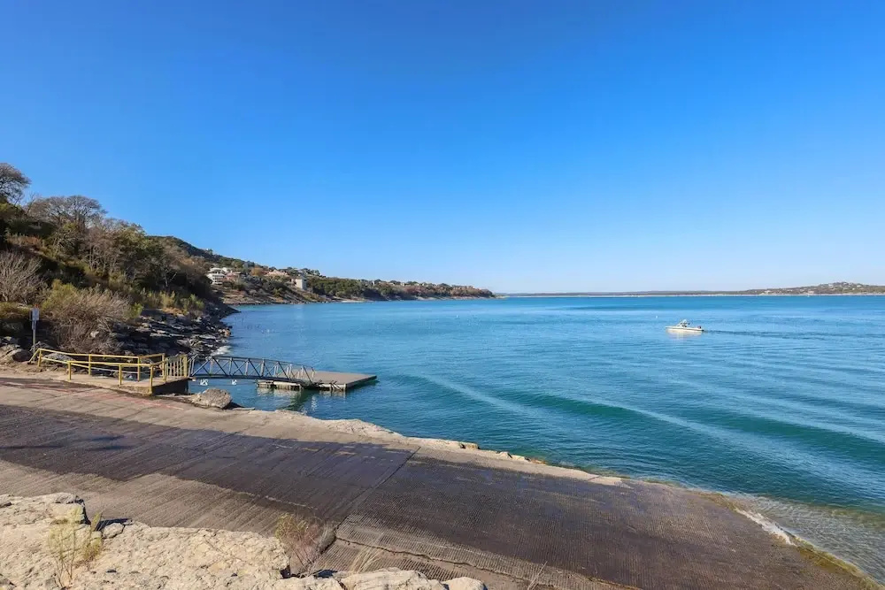 Brand New Modern Canyon Lake Escape w/ Fire Pit!